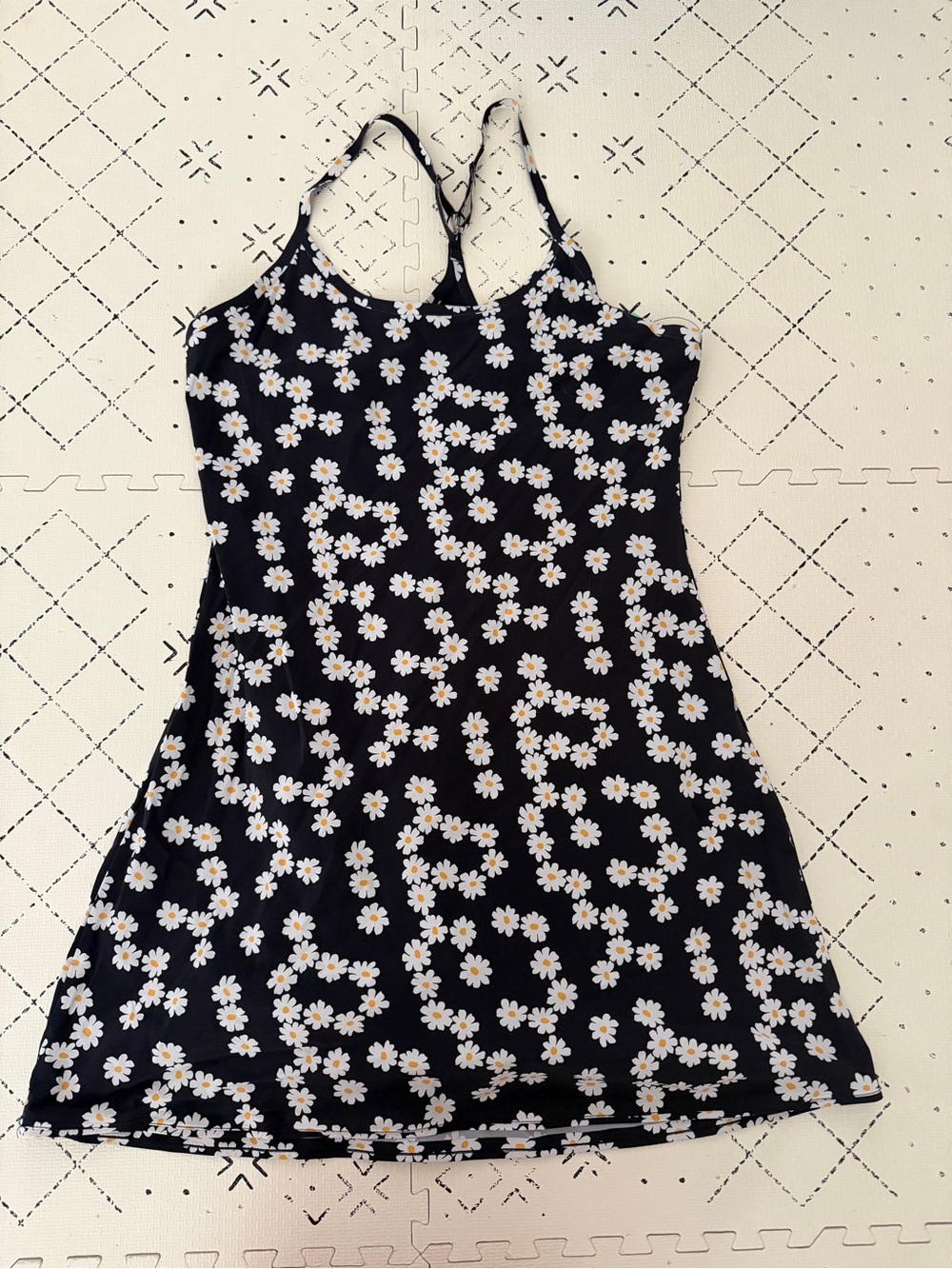 Outdoor Voices The Exercise Dress daisy print L - Picture 3 of 11
